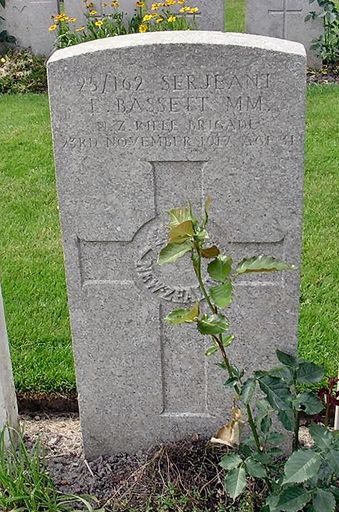 Edmund BASSETT headstone
