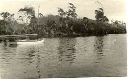 Lake Horowhenua shore -1920's
