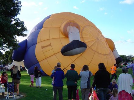 More FM Lift Off Levin Balloon Fiesta 2007 - Resource cover image