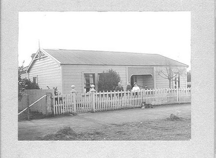 Hughes Family and House - Devon St. & Oxford St. Intersection