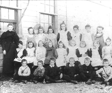 Class photo, Levin School, 1898