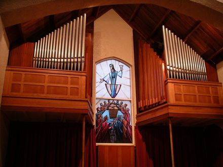 Methodist Church Levin, window & organ