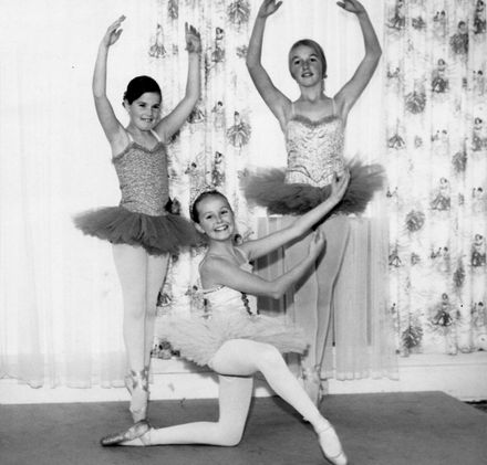 Young Dancers,  Marie Gray, Penelope Collyns and Angela Stedman, 1971