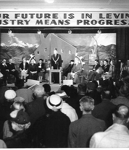 Levin's Industry Fair, Memorial Hall, 1957