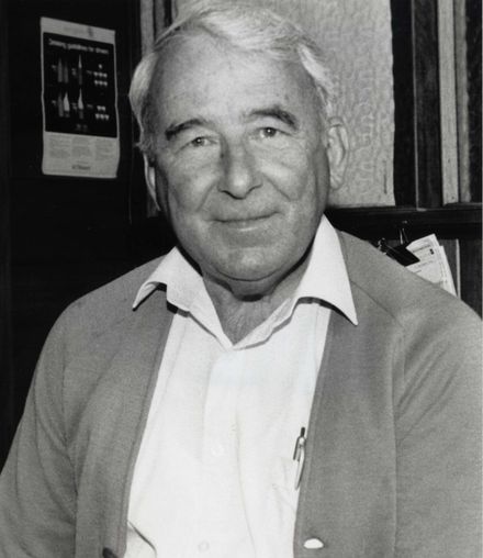 Charlie Pearce, Foxton