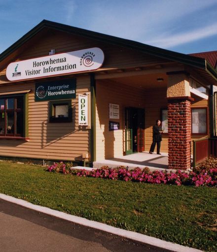 Horowhenua Visitor Information Centre Entrance