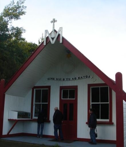 Pukekaraka Church
