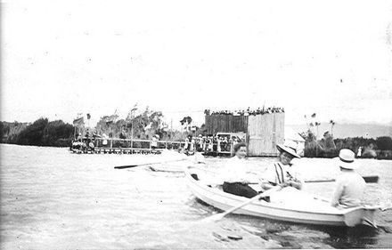 Ladies' Boat Race, Horowhenua Lake Regatta