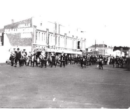 Main Street parade, c.1920