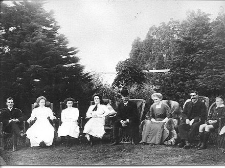 Adkin Family at Cheslyn Rise