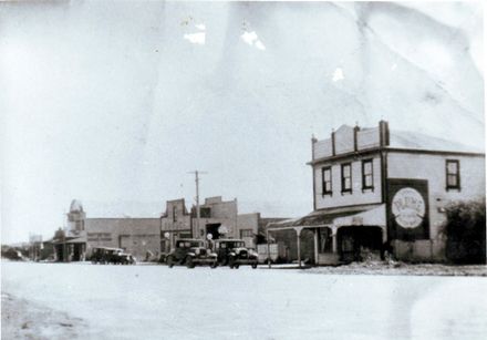 Ballance Street, view of north side, c.1930 - Resource cover image