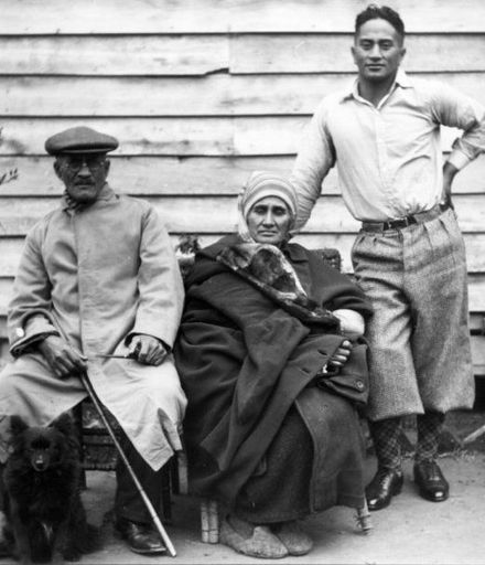 Kipa Roera and family 7 June 1936
