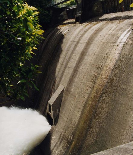 Mangahao Dam, Shannon