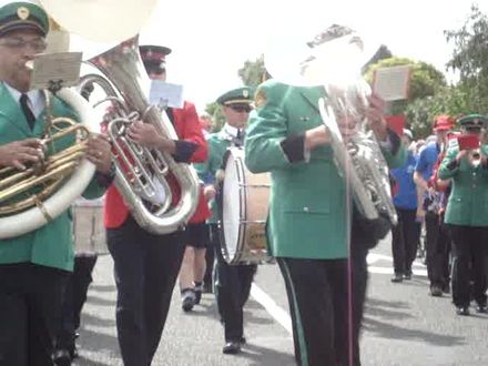 Band continues with Jingle Bells as rounds the corner into Weraroa Road - Resource cover image