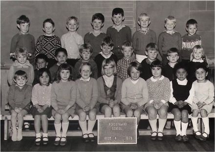 Poroutawhao School Junior Class Photo 1970