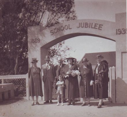 Opening of Memorial Gates at Shannon School, 28 November 1940