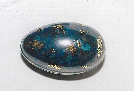 Blue and gold egg