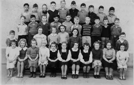Foxton School, Class 18 (?), 1952