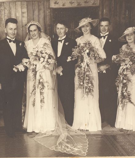 Wedding party - May (nee Sutton) and Allan Wilson, 1936