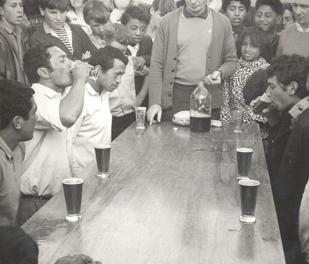 Beer drinking races at the Shannon gala