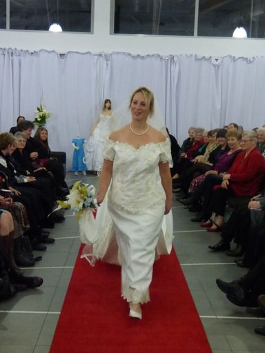 Heritage Wedding Fashion Parade - 2000 Celle Gore