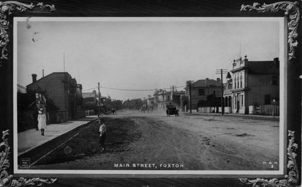 Main Street, Foxton, c.1910 - Resource cover image