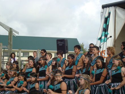 Ohau School Kapa Haka Group - Pois in Action - 19 March 2011