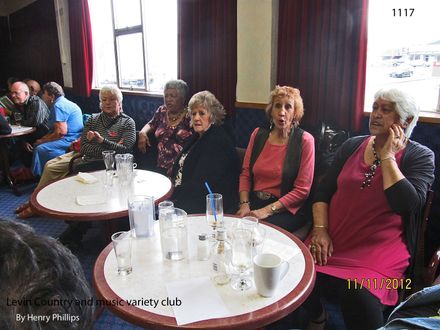 1117  Levin Country and music variety club - Resource cover image