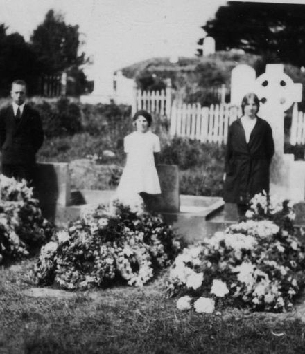 Hendricksen Family Graves