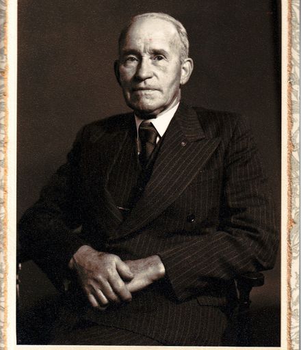 Mr C.S. Keedwell, Chairman, 1951 - 1959