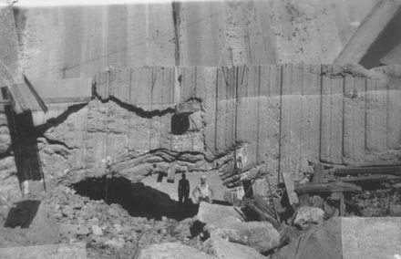 Large hole under coffer dam at base of No.2 Dam, Mangahao, 1936
