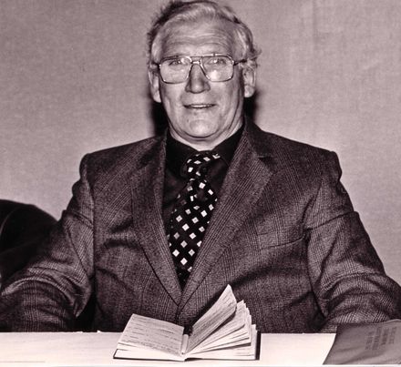 Colin Olsen, 1988-89