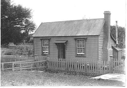 Avenue Road House, Foxton