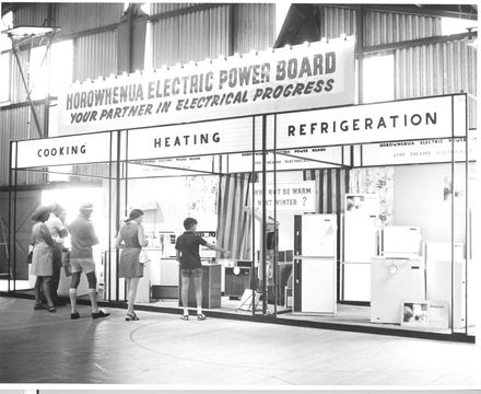 H.E.P.B. retail appliance exhibit / display (A.P.& I. Show ?)
