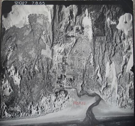 Hokio and Hokio Stream mouth, 1965