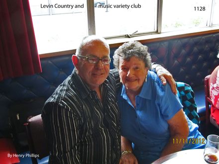 1128  Levin Country and music variety club - Resource cover image