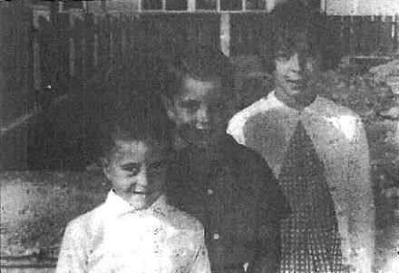 1969 photo of Taitoko School's first foundation pupils - Welby family