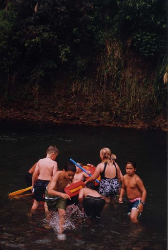 Levin North School outing at the Ohau River