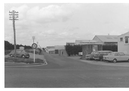 South Service Lane, looking south from Bath St., 1970 - Resource cover image
