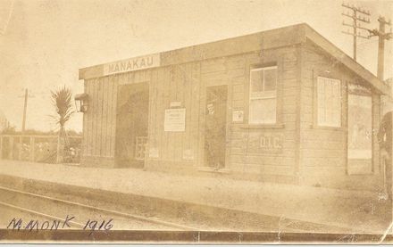 Manakau Railway station and Mr M. Monk, 1916 - Resource cover image