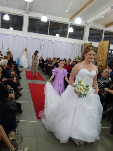 Heritage Wedding Fashion Parade - 2011 Louise Duncan photo 2 - Resource cover image