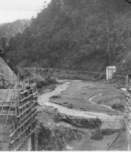 Construction of Main Dam, Mangahao, early 1920's