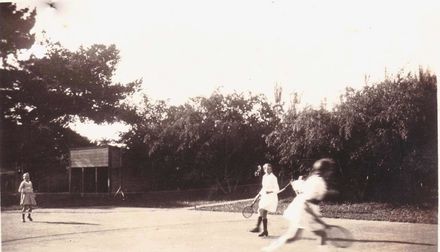 Playing tennis at Foxton courts, 1921