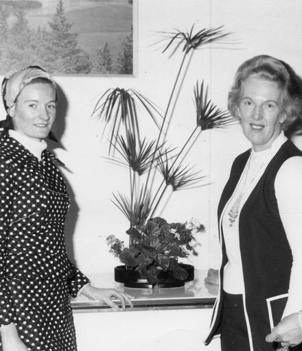 Mrs Scott & Levin South Rotarians, 1973