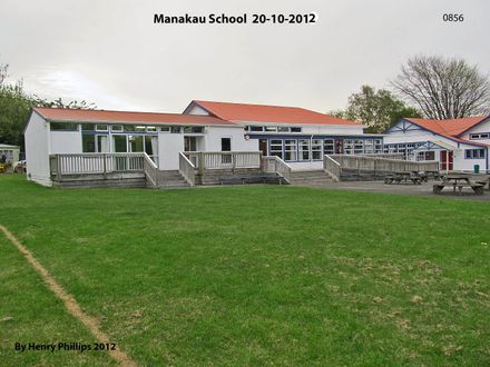 IMG_0856 Manakau School 20-10-2012_edited-1