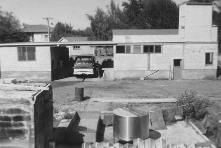 Field's Apiaries Honey shed 1967, Foxton