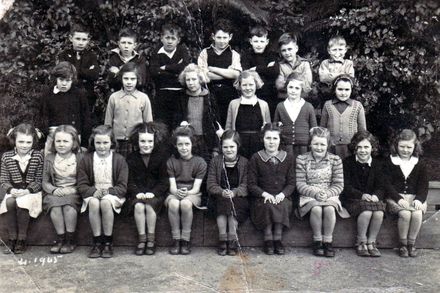 Class photo of Std. 2 pupils, Shannon School, 1945