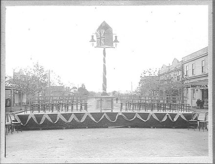 Commemoration of death of Edward VII, 1910