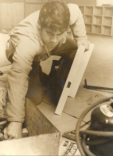 Mr McGregor, installs basin in new classroom, Taitoko School - Resource cover image