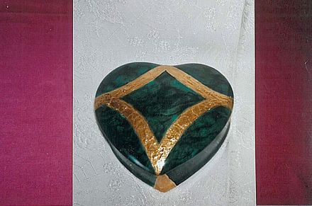 Green and gold jewellery box